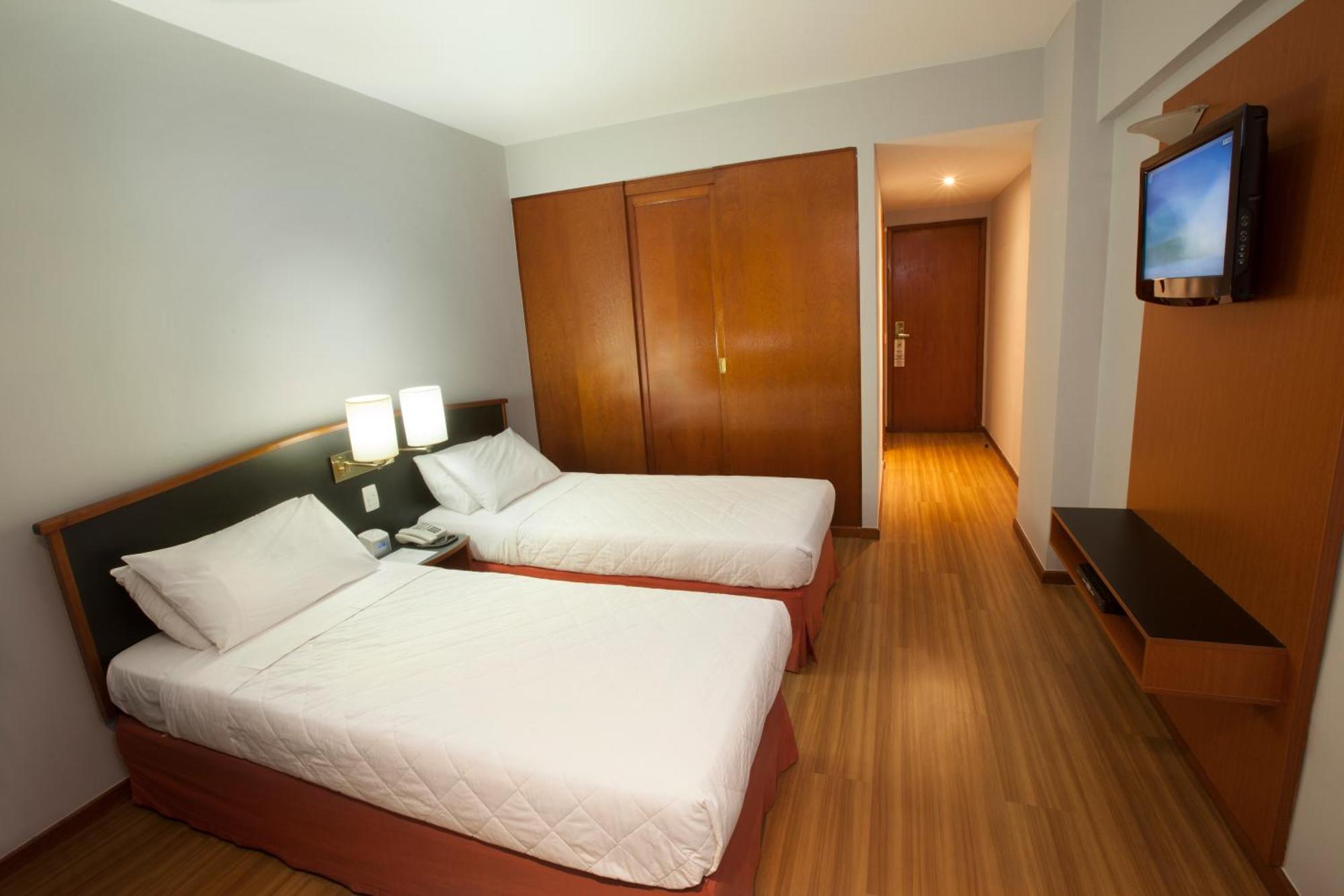Hotel Moncloa San Paolo Esterno foto